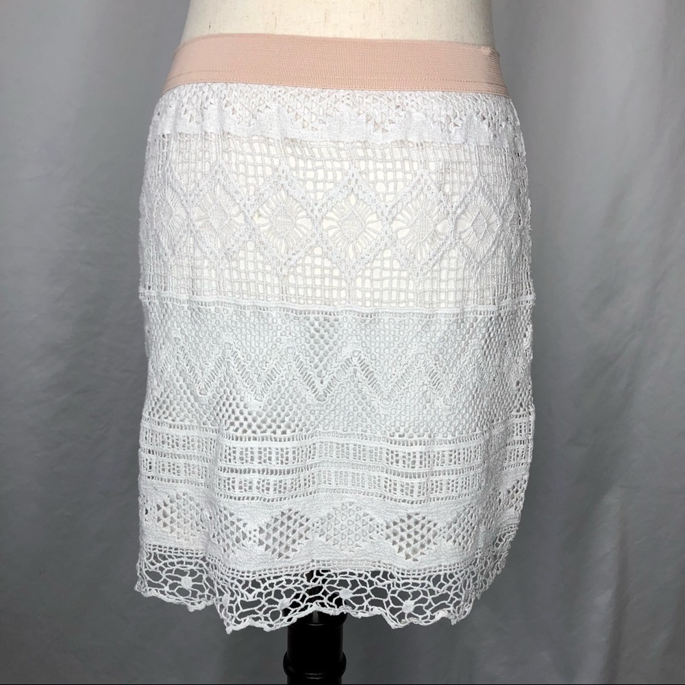 American Eagle Outfitters crochet lace mini skirt elastic waist exposed zipper 4